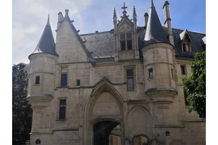 Visite privée : Le Marais et ses énigmes